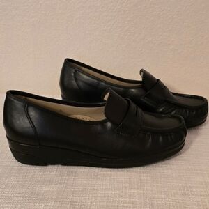 Classic Black Loafers for Women